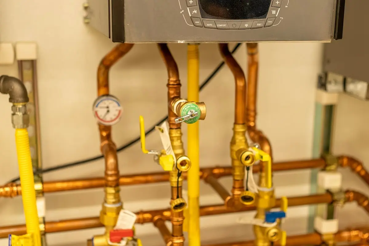 Licensed technician providing Slab Leak Repair for a homeowner in McLendon-Chisholm